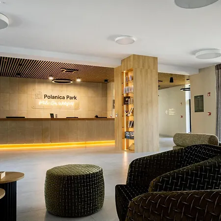 Park Premium Basen & Sauna 4* פולניסה-ז'דוז'