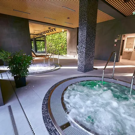 Polanica Park Apartment Premium Basen, Sauna, Parking, 2 Min Od Parku Zdrojowego Aparthotel 4*