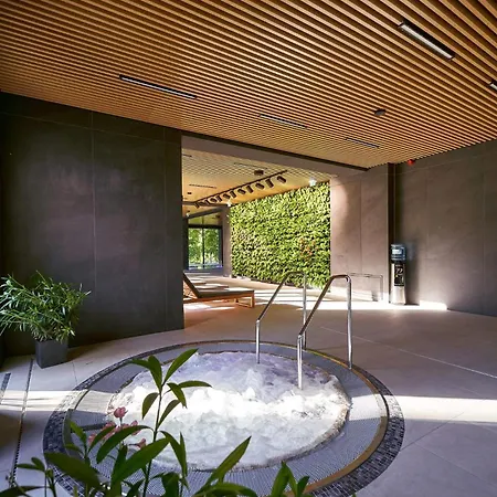 Park Premium Basen & Sauna 4*