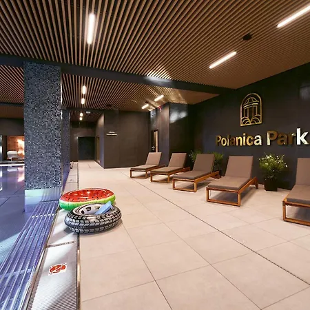 Park Premium Basen & Sauna מלון דירות 4*