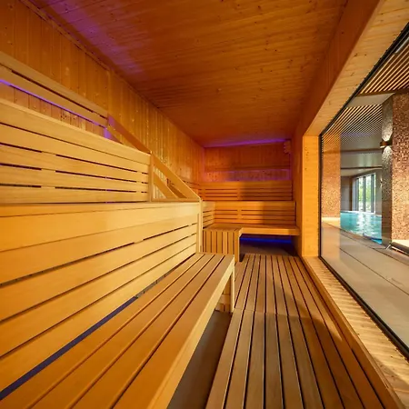 Park Premium Basen & Sauna Polanica-Zdrój