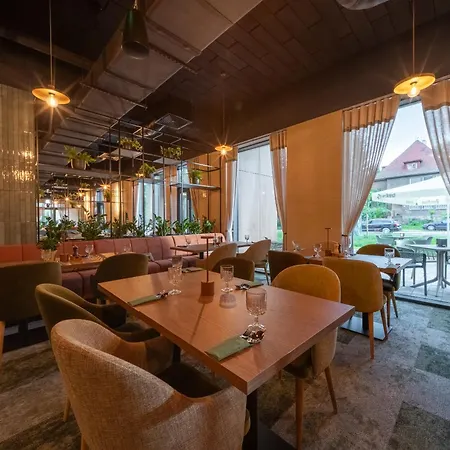 Park Premium Basen & Sauna Aparthotel